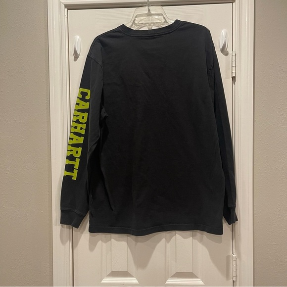Carhartt Men's T Shirt Size Medium 100% Cotton Black Long Spell Out Sleeve Loose - Picture 2 of 7